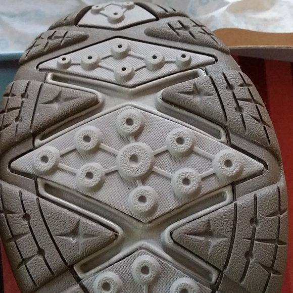 Easy Spirit Excel Cold Weather Booties. Water Resistant, Suede Zip- Up 8W. - Picture 14 of 16